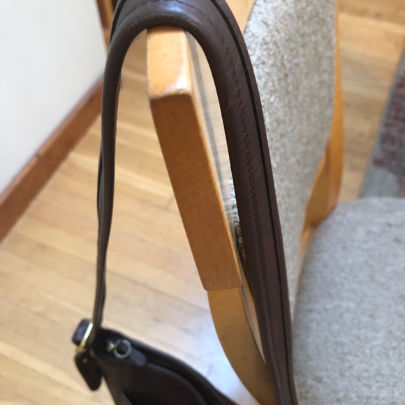 Coach Legacy Vintage 9816 Chocolate Brown - Picture 7 of 16